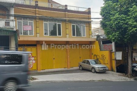 Disewakan Ruko Lokasi Strategis di Batu