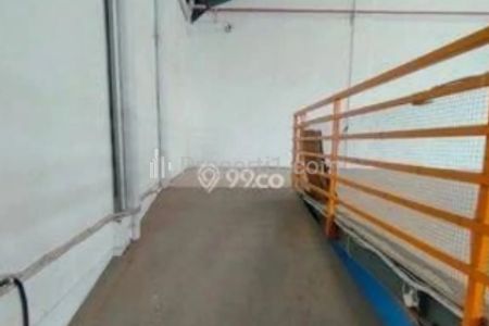 Disewakan Gudang Dukuh Kupang Lokasi Sangat Dekat Toll HR. Muhammad Surabaya Barat