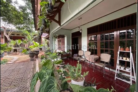 Dijual Rumah Luas Bagus di Jalan Chairil Anwar, Tangerang