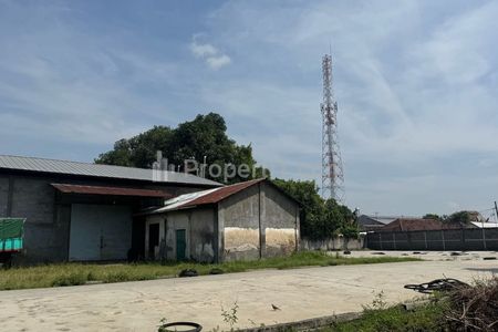 Dijual Gudang Luas di Raya Gudo, Kabupaten Jombang