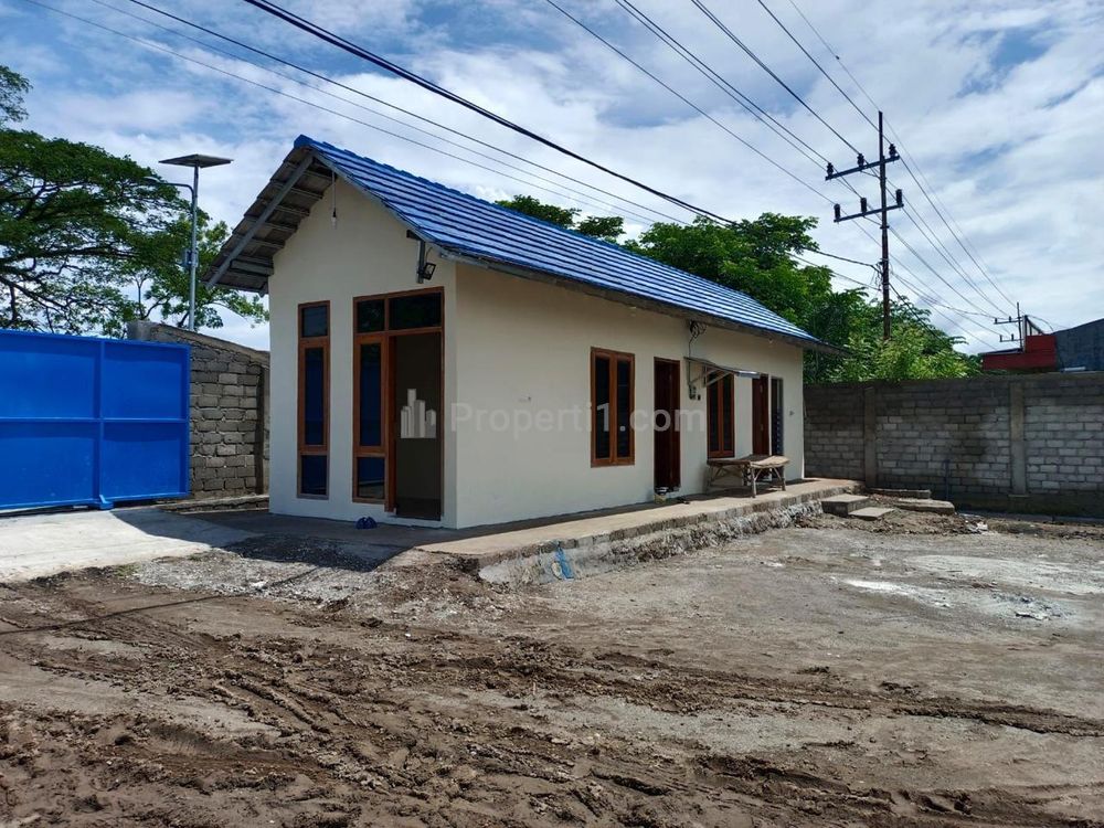 Dijual Gudang Luas 5.000 m2 di Raya Arteri - Magetan