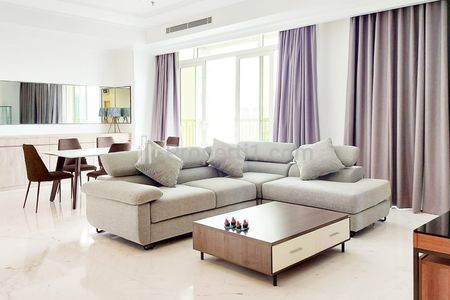 Disewakan Apartemen Botanica Simprug 2BR Good Furnished