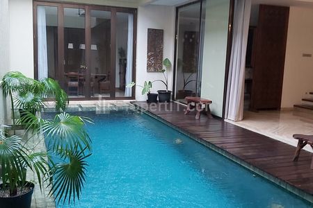 For Sale La Vie Townhouse at Kemang Jakarta Selatan, Type 3 Bedrooms with Private Pool
