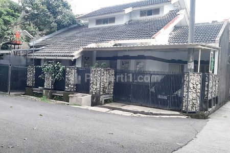 Rumah Dijual di Komplek Bumi Panyileukan Bandung Dekat UIN Sunan Gunung Djati, Summarecon Mall Bandung, Stasiun Kereta Cepat Tegalluar