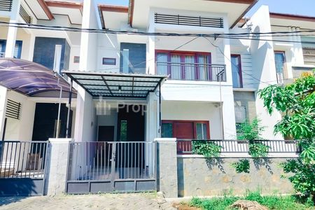 Rumah Disewakan di Perumahan Araya Tahap 2 Medokan Semampir Surabaya Timur