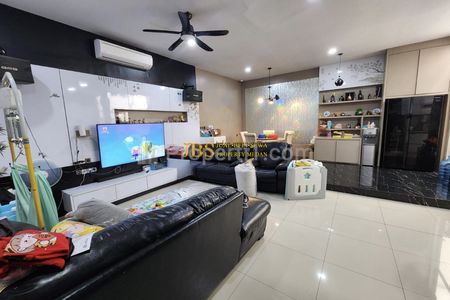 Rumah Kondisi Siap Huni Dijual di Komplek Givency One Medan Type Versace