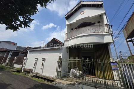Disewakan atau Dijual Rumah Hoek Besar di Talaga Bestari Balaraja Timur Tangerang