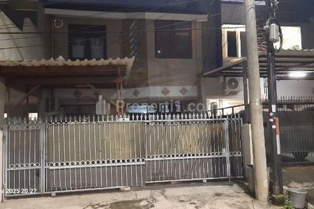 Dijual Rumah 2 Lantai Gading Elok Utara, Kelapa Gading, Jakarta Utara