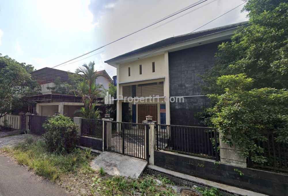 Dijual Rumah 2 Lantai Bagus di Sekupang, Batam