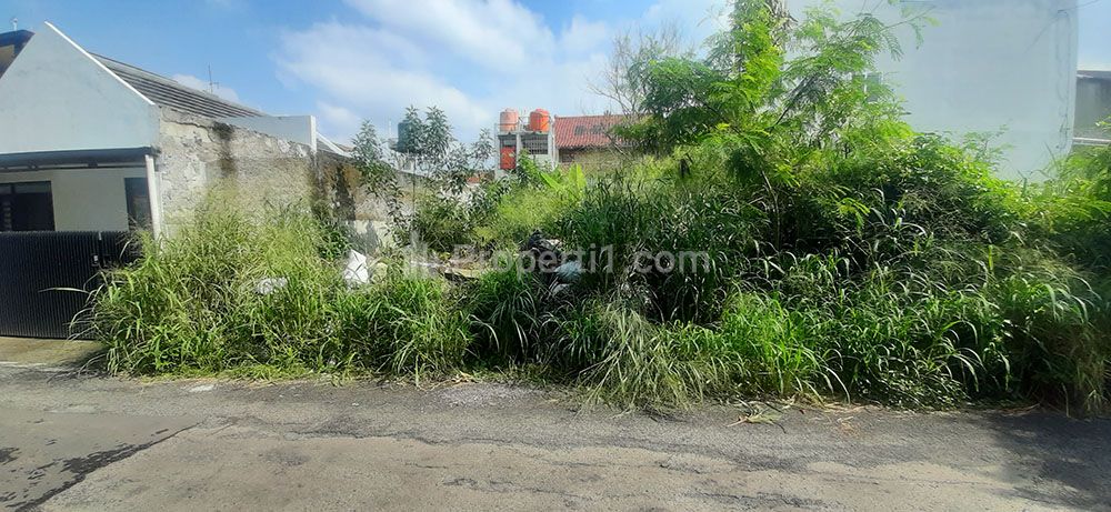 Jual Kavling 204 m2 SHM Lingkungan Asri dan Tenang di Arcamanik Bandung