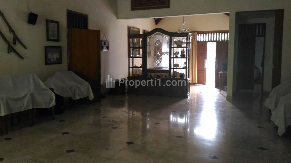 Dijual Rumah Komplek Luas 549m2 di Kalibata, Pancoran, Jakarta Selatan