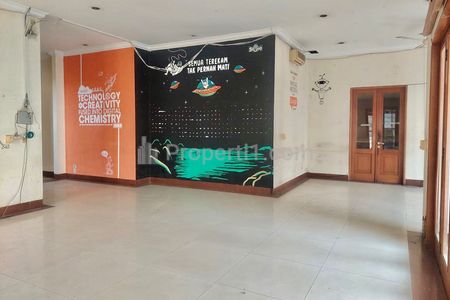 Jual Rumah 4 Kamar Tidur di Pejaten Jakarta Selatan