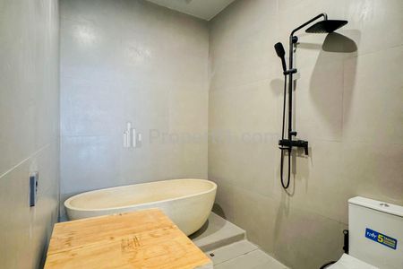 Jual Villa Cantik di Padonan Canggu Bali