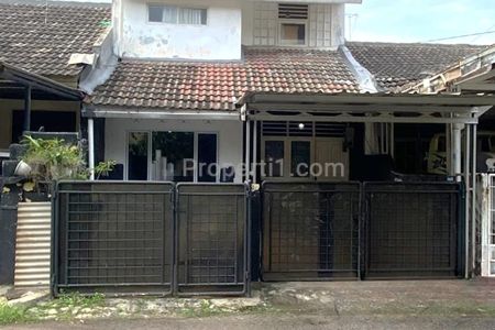 Dijual Rumah 2 Lantai Dalam Perumahan di Cinere