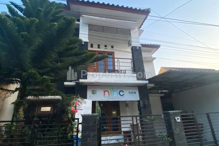 Jual Rumah Mewah 2 Lantai Dalam Perumahan di Jl Palagan Km 9 Sleman