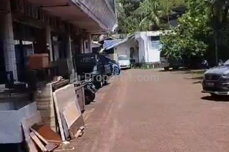 Jual Gedung Bawah NJOP SHM 3 Lantai Raya Ampera Luas 3963 m2 Bangunan 3871 m2, Dekat Simatupang, Kemang, Cilandak, Lebak Bulus, Jakarta Selatan
