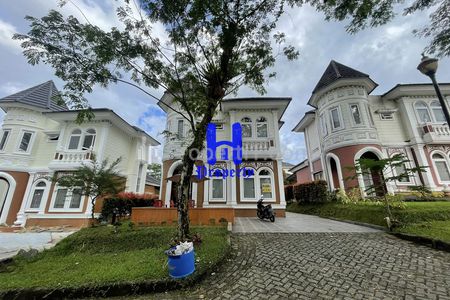 Dijual Villa di Komplek Green Hill City - Sibolangit Jalan Danau Biru 2