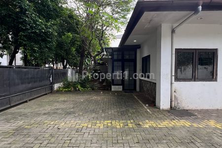 Jual Rumah di SCBD Area Kebayoran Baru Jakarta Selatan - Sertifikat SHM & Bebas Banjir