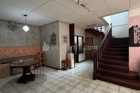 Jual Rumah di Kebayoran Baru Jakarta Selatan Dekat Sudirman & SCBD Sertifikat SHM