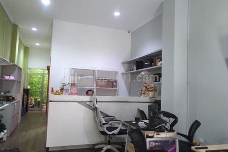 Dijual Ruko 3,5 Lantai di Pademangan Timur Jalan Raya, Jakarta Utara
