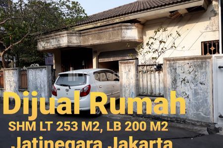 Dijual Rumah Harga Tanah di Area Hunian Komplek Lama di Area Rawa Bunga, Jatinegara, Jakarta Timur