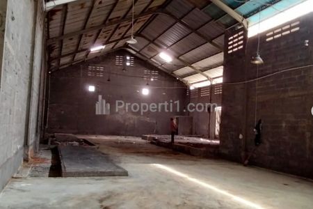 Disewakan Gudang Gununganyar Surabaya Timur, Siap Pakai, Kondisi Kosong, Bisa Untuk Gudang Besi, Kayu, Dll