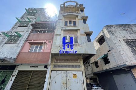 Disewakan Ruko Hook Jalan Ansari (Dekat Jl. M.H Thamrin) - Medan Kondisi Siap Huni