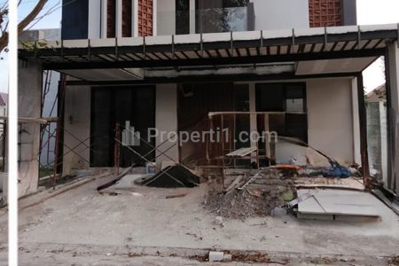 Murah 3 Milyaran Dijual Rumah Baru Grand Pakuwon Surabaya Bonus Private Pool / Kolam Renang Dekat Sampoerna Academy, Sgs, Food Junction, Tandes