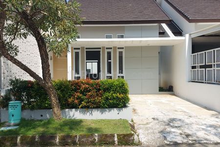 Tampak Depan