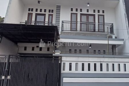 DIJUAL Rumah Cantik Full Renovasi Full Furnished di Cengkareng Indah Jakarta Barat