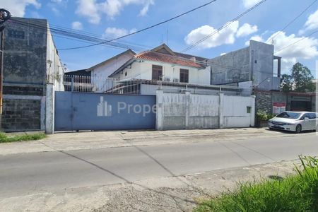 Jual Gudang Pabrik dan Rumah di Kwarasan Sukoharjo
