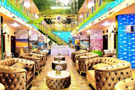 Dijual Kost Hotel Sky Garden Bandung, 50 BR Furnished Luas Tanah 1000m2