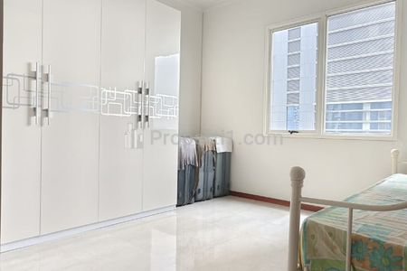 Disewakan / Dijual Apartemen Royal Mediterania Garden Residences - 1 BR Furnished