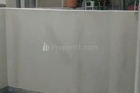 Jual Rumah Posisi Hook Harga Murah di Jalan Thomson Gading Serpong Tangerang