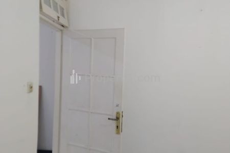 Rumah Disewakan Lokasi Strategis di Karang Tengah, Lebak Bulus, Jakarta Selatan
