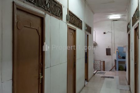 Jual Rumah Kost Palmerah Utara Jakarta Barat Depan Kompleks PU-DPA - 2 Lantai 14 Kamar