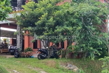 Disewakan Rumah Harian untuk Istirahat Dekat Curug Goong di Jalan Raya Dayeuhkolot, Sagalaherang, Subang