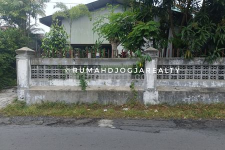 Dijual Tanah Strategis Bonus Bangunan Pinggir Jalan Deresan Gejayan Yogyakarta Dekat UGM, UNY