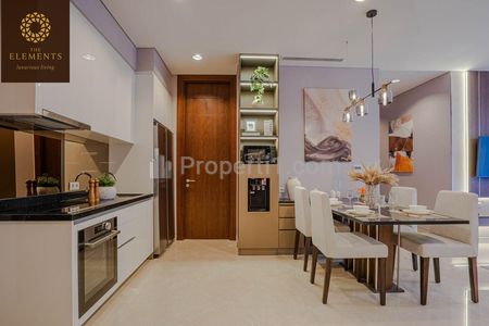 Jual Apartemen The Elements Jakarta Selatan Siap Huni Bangunan Baru - 3+1 BR Semi Furnished