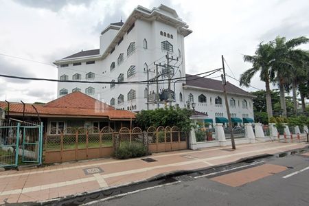 Dijual Rumah Hitung Tanah Raya Darmo Non Cagar Budaya Strategis Komersial