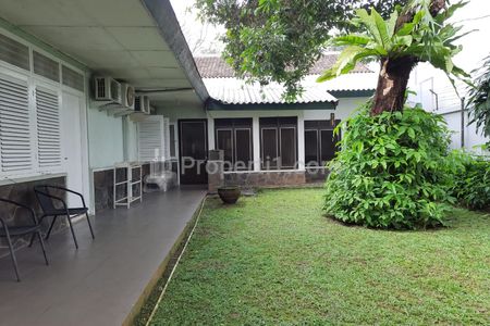 Jual Rumah Luas 984m2 di Darmawangsa, Kebayoran Baru, Jakarta Selatan 