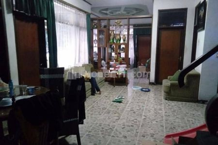 Dijual Tanah Ada Bangunannya di Sayap Pasteur Bandung