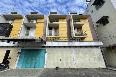 Dijual Ruko 3,5 Tingkat di Komplek Denali Jalan Denai (Jl. Mandala By Pass) - Medan