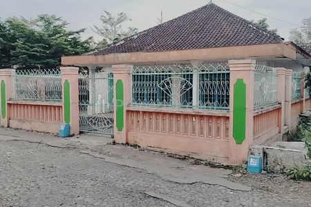 Jual Cepat Tanah Bonus Rumah di Kampung Ngenep Karangploso Malang