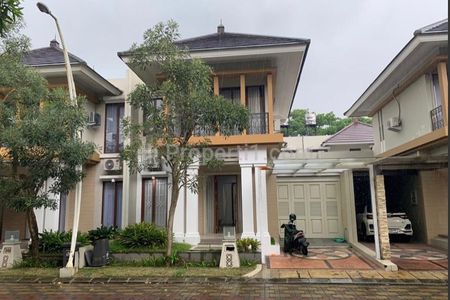 Disewakan Rumah Modern Minimalis 2 Lantai Full Furnish Kolam Renang Dalam Perum Elite Vassana Residence Jl. Kaliurang Km. 7 Sleman Yogyakarta