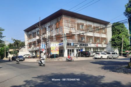 Jual/Sewa Ruko Raya Kupang Baru dan Kupang Jaya Dekat Sukomanunggal Surabaya Barat - Tersedia 3 Unit Jejer