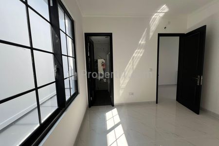 Jual Rumah Vila Pasir Putih PIK 2, Jakarta Utara