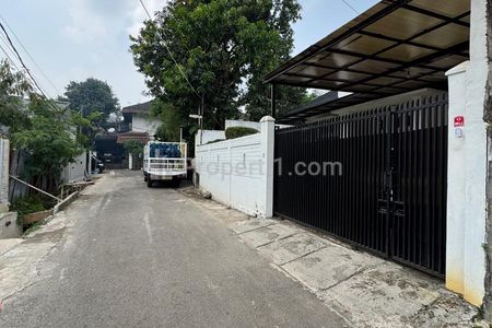 Dijual Rumah di Jl. Delman Tanah Kusir Jakarta Selatan