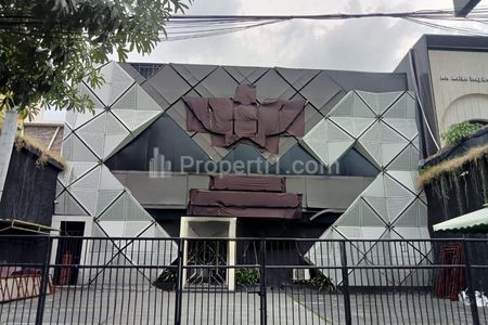 Disewakan Tempat Usaha di Raya Manyar Kertoarjo, Surabaya