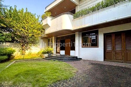 Dijual Cepat Rumah di Area Menteng Jakarta Pusat STD620